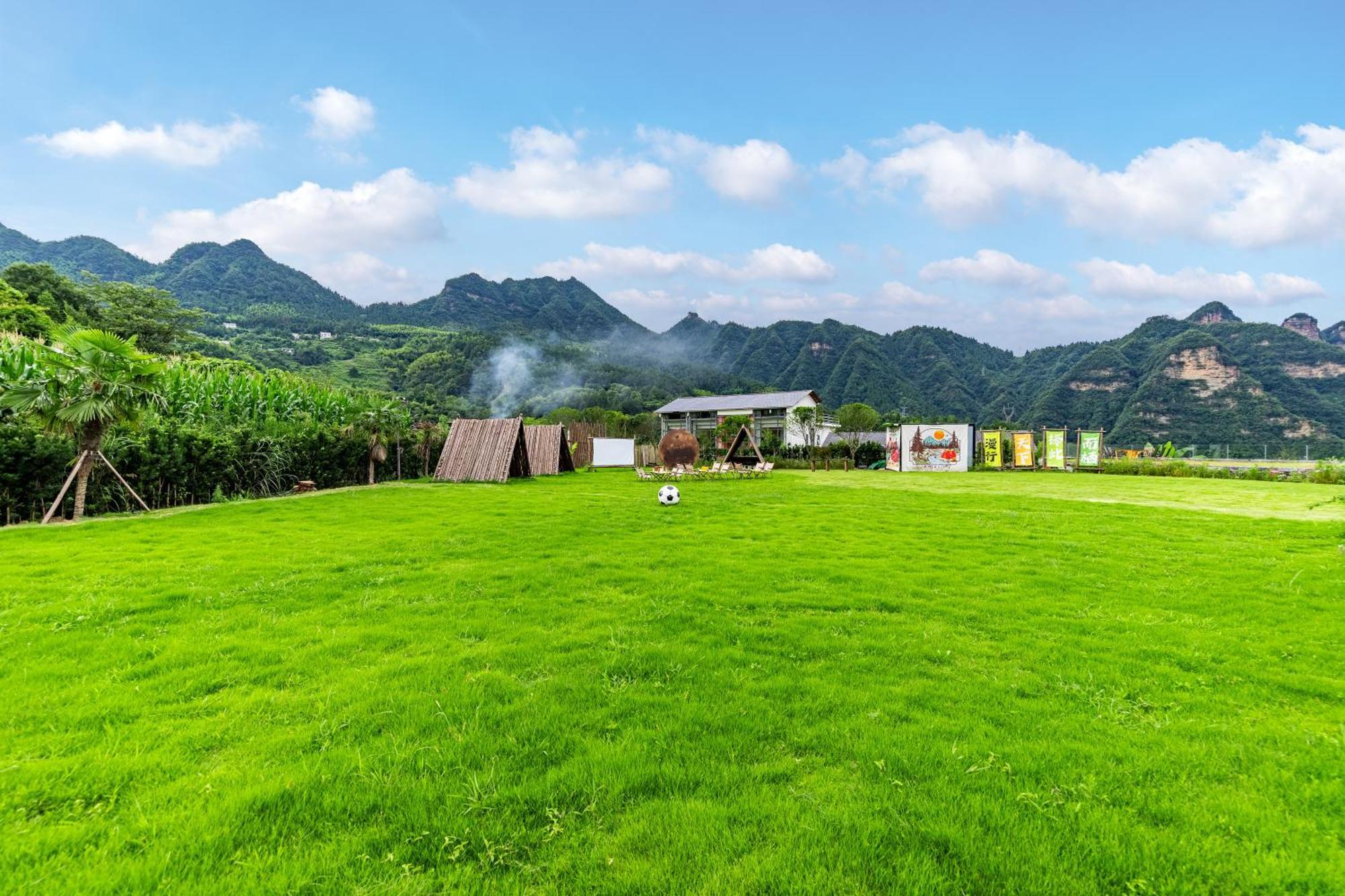 Xman Sunrise Peaks Resort Zhangjiajie Exterior foto